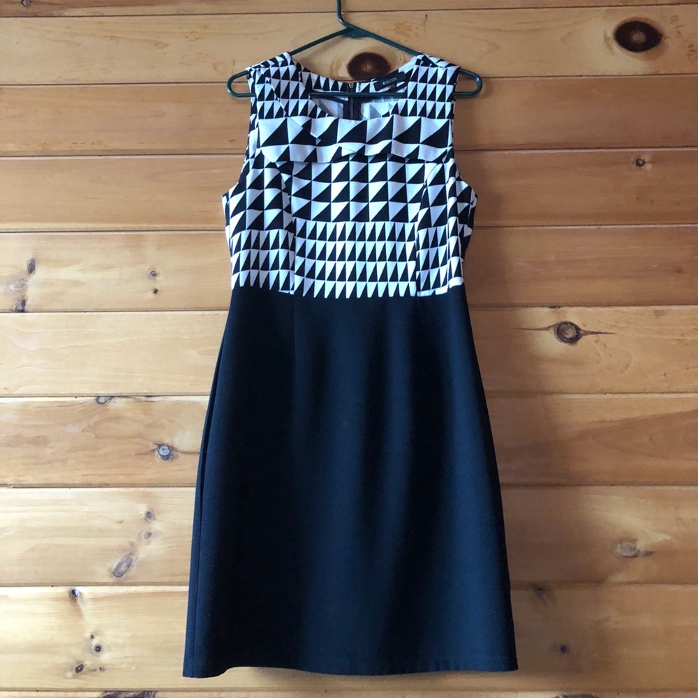 41 Hawthorn sheath dress.